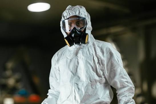 Asbestos Risks During Renovation in Ireland | OHSS